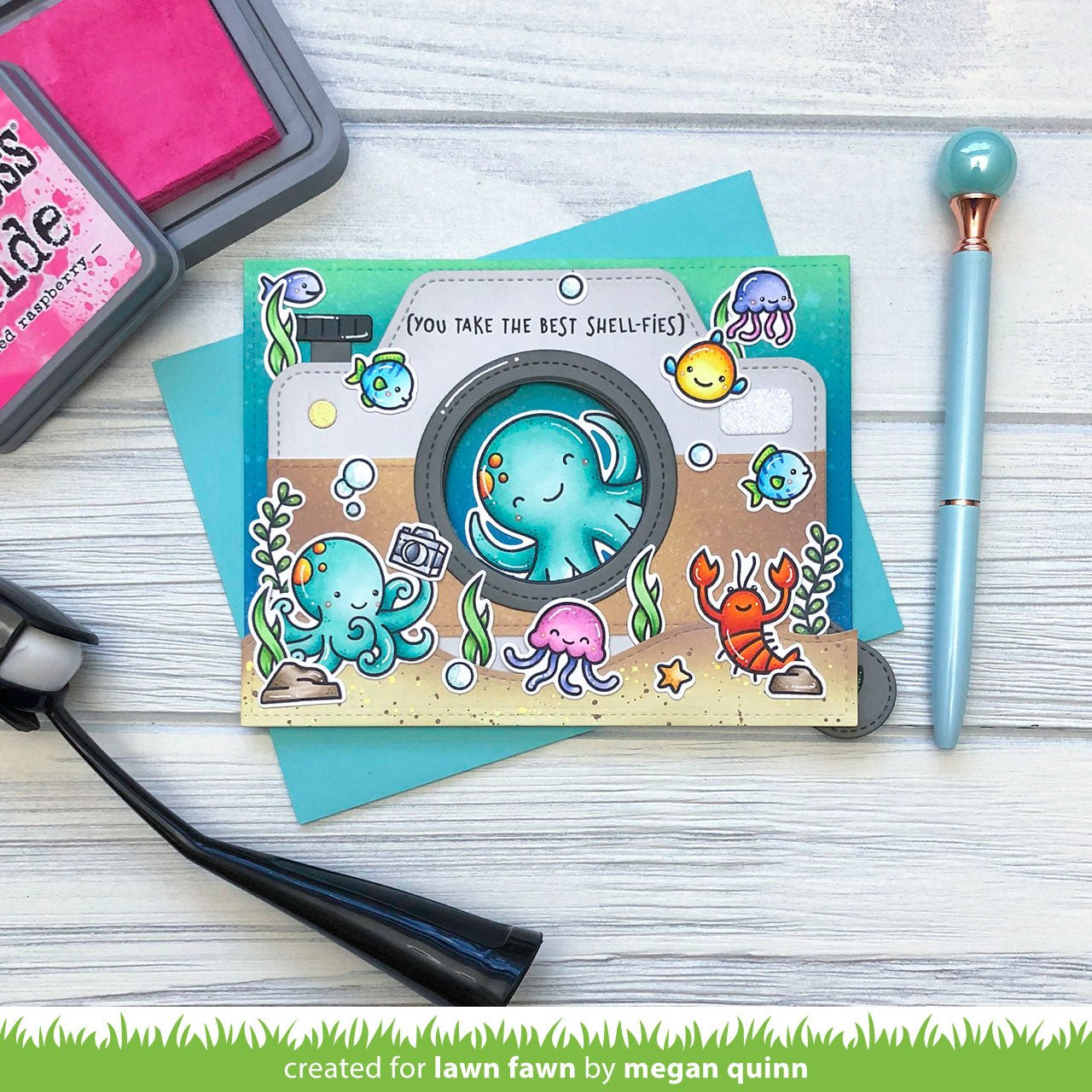 Lawn Fawn - magic iris camera add-on - Stanzen