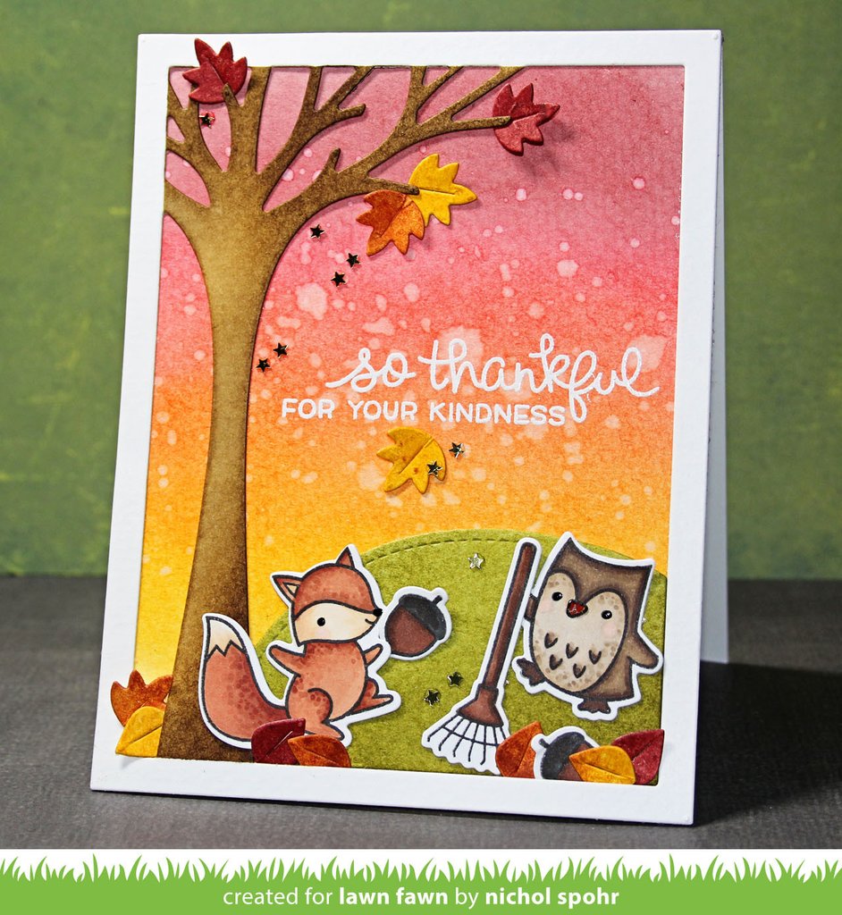 Lawn Fawn - Leafy Tree Backdrop: Portrait - Cuts